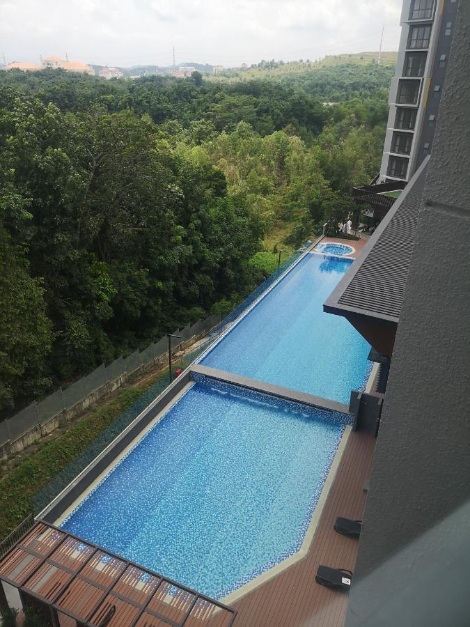 Stayje Putrajaya, 5 Minutes To Ioi City Mall, Wifi , Netflix, Free Parking Exteriér fotografie