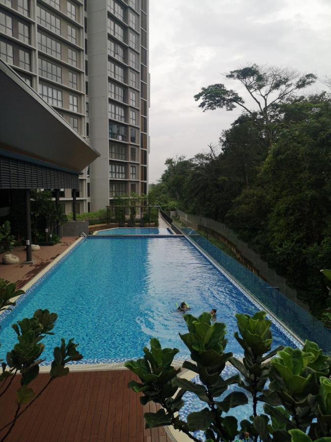 Stayje Putrajaya, 5 Minutes To Ioi City Mall, Wifi , Netflix, Free Parking Exteriér fotografie